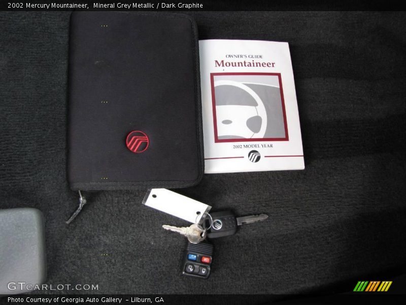 Mineral Grey Metallic / Dark Graphite 2002 Mercury Mountaineer