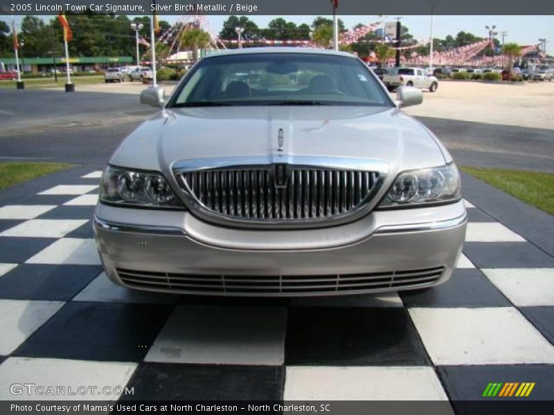 Silver Birch Metallic / Beige 2005 Lincoln Town Car Signature