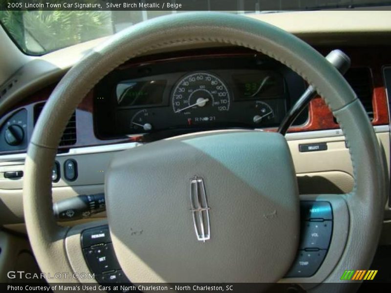 Silver Birch Metallic / Beige 2005 Lincoln Town Car Signature