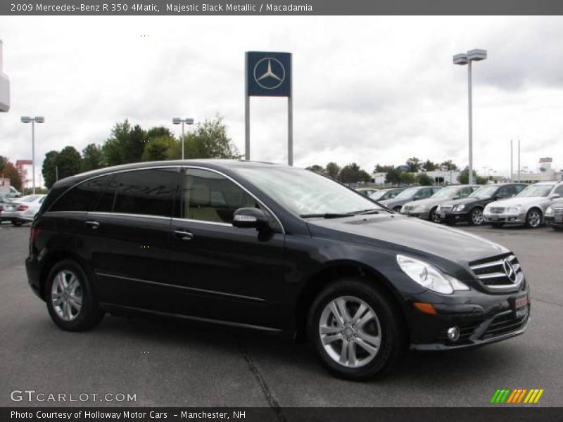 Majestic Black Metallic / Macadamia 2009 Mercedes-Benz R 350 4Matic