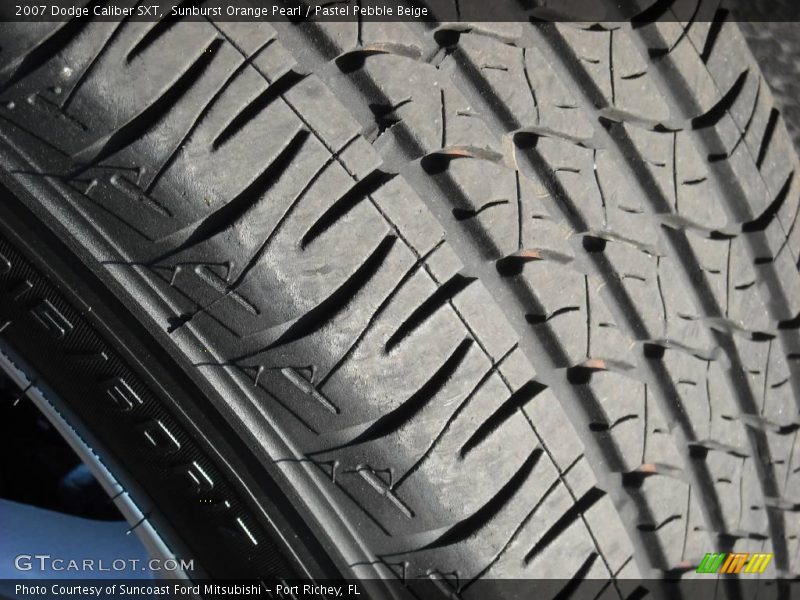 Sunburst Orange Pearl / Pastel Pebble Beige 2007 Dodge Caliber SXT