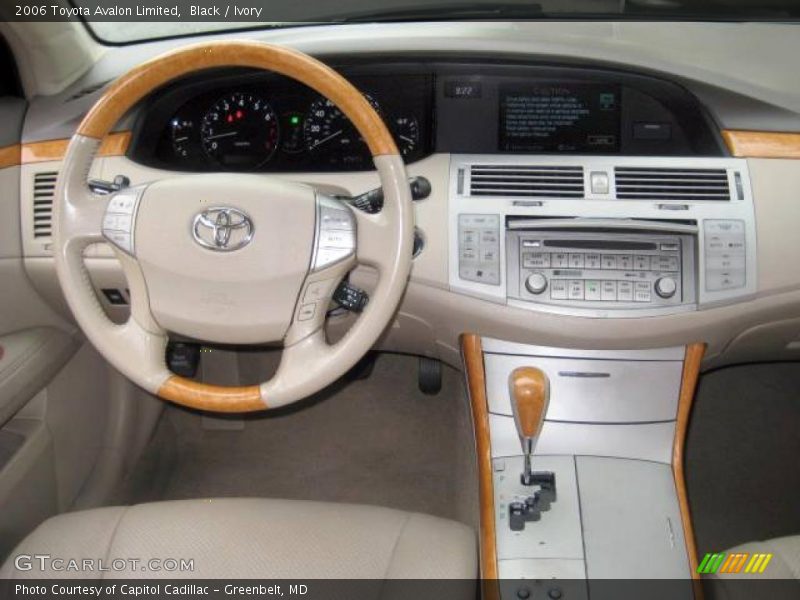 Black / Ivory 2006 Toyota Avalon Limited