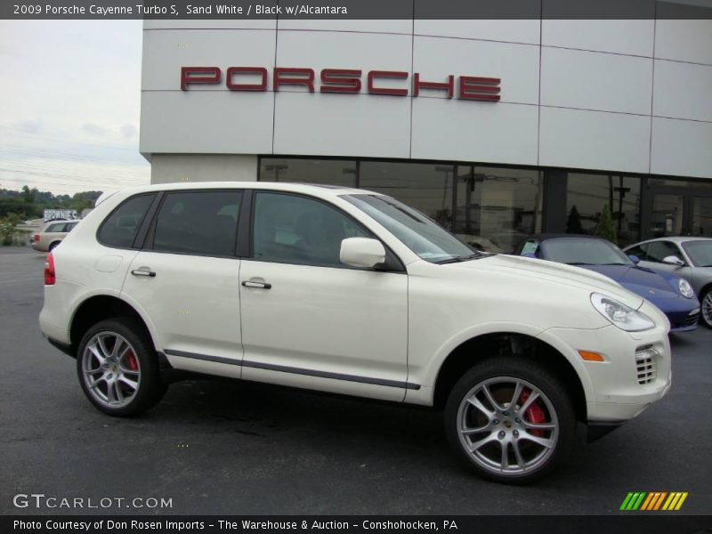 Sand White / Black w/Alcantara 2009 Porsche Cayenne Turbo S