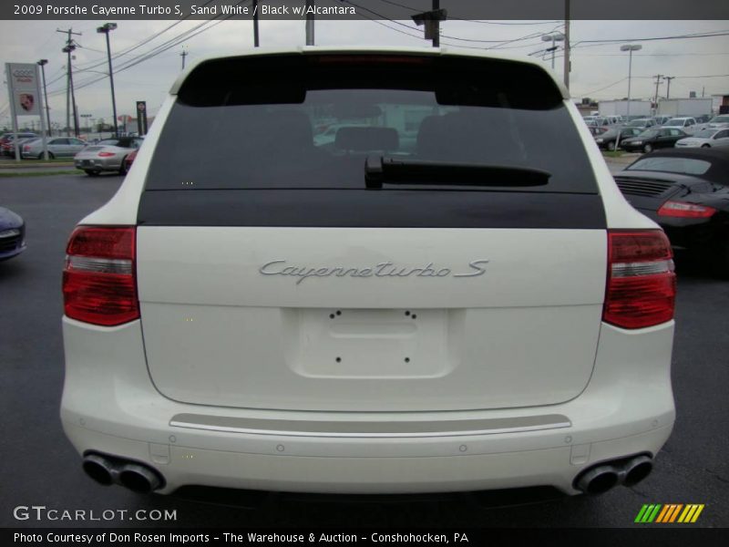 Sand White / Black w/Alcantara 2009 Porsche Cayenne Turbo S