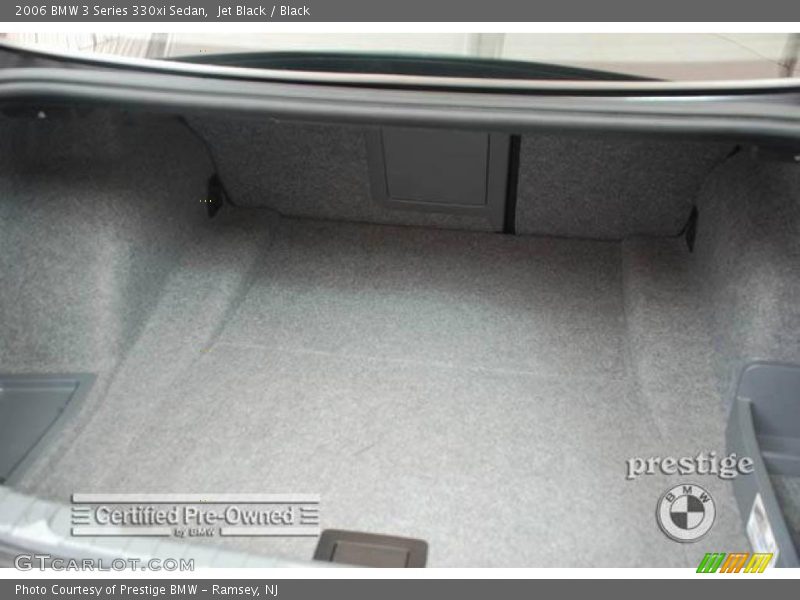Jet Black / Black 2006 BMW 3 Series 330xi Sedan