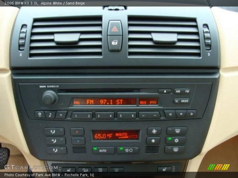 Alpine White / Sand Beige 2006 BMW X3 3.0i
