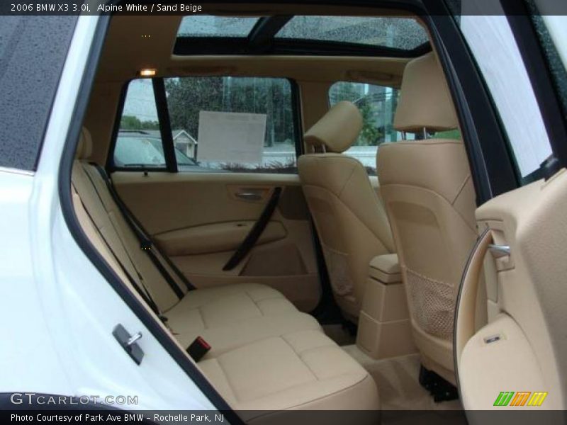 Alpine White / Sand Beige 2006 BMW X3 3.0i