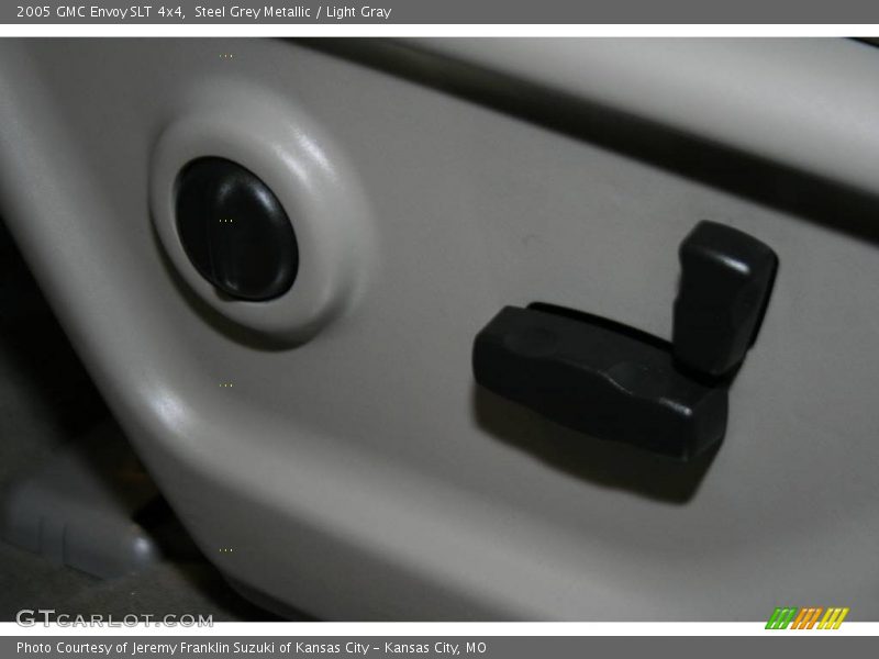 Steel Grey Metallic / Light Gray 2005 GMC Envoy SLT 4x4