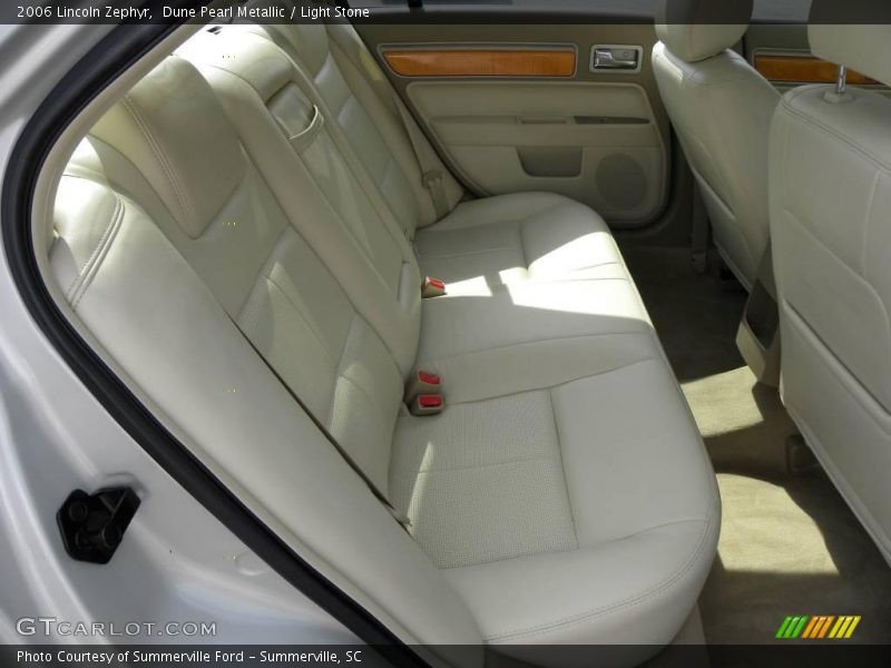 Dune Pearl Metallic / Light Stone 2006 Lincoln Zephyr