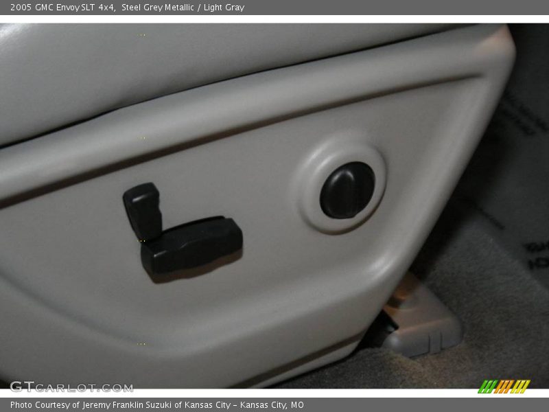 Steel Grey Metallic / Light Gray 2005 GMC Envoy SLT 4x4