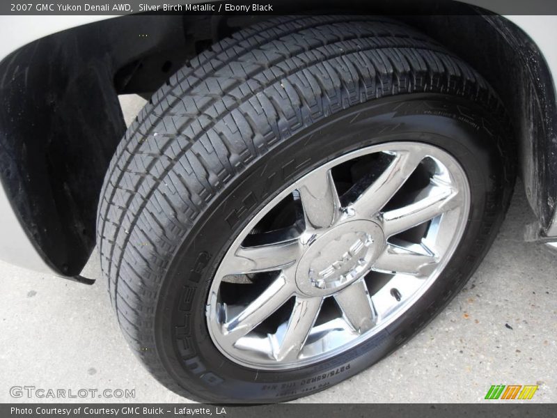 Silver Birch Metallic / Ebony Black 2007 GMC Yukon Denali AWD