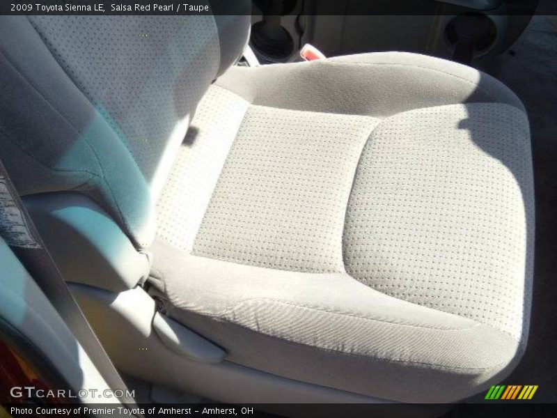 Salsa Red Pearl / Taupe 2009 Toyota Sienna LE