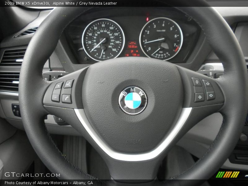 Alpine White / Grey Nevada Leather 2009 BMW X5 xDrive30i