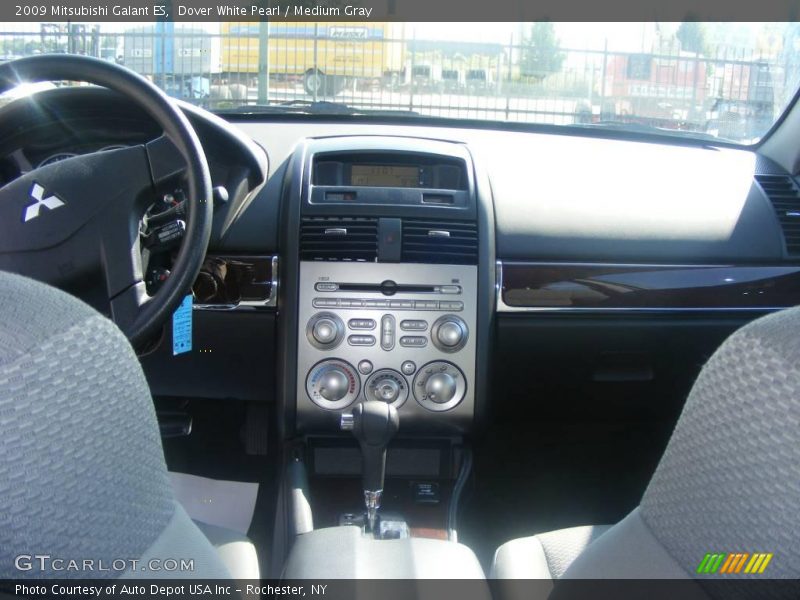 Dover White Pearl / Medium Gray 2009 Mitsubishi Galant ES