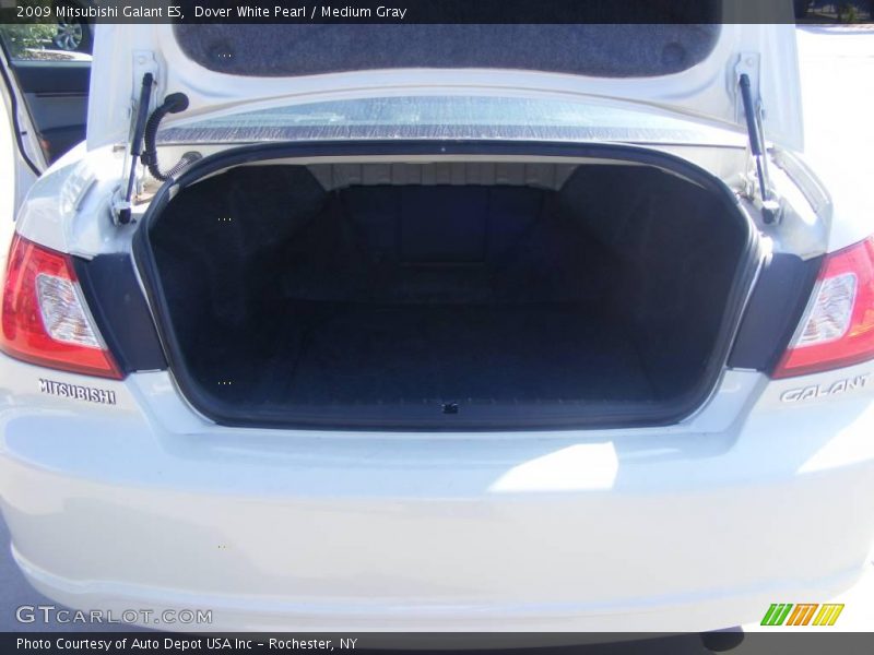 Dover White Pearl / Medium Gray 2009 Mitsubishi Galant ES
