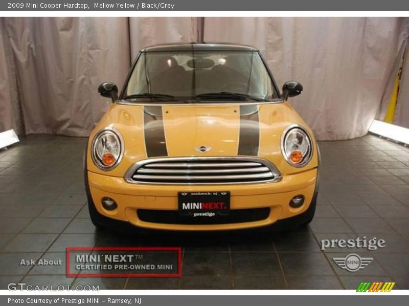 Mellow Yellow / Black/Grey 2009 Mini Cooper Hardtop
