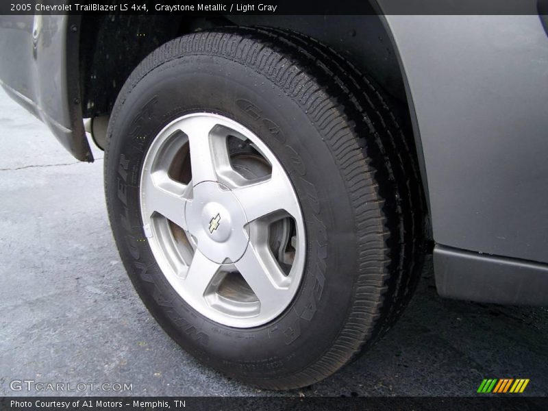 Graystone Metallic / Light Gray 2005 Chevrolet TrailBlazer LS 4x4