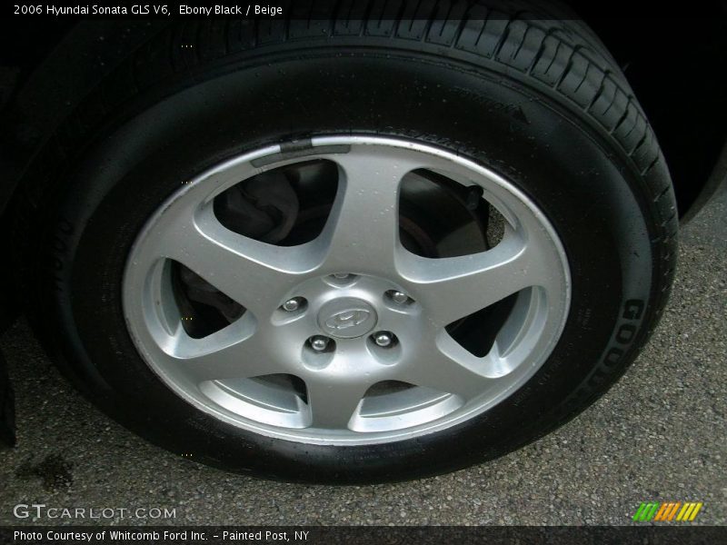 Ebony Black / Beige 2006 Hyundai Sonata GLS V6