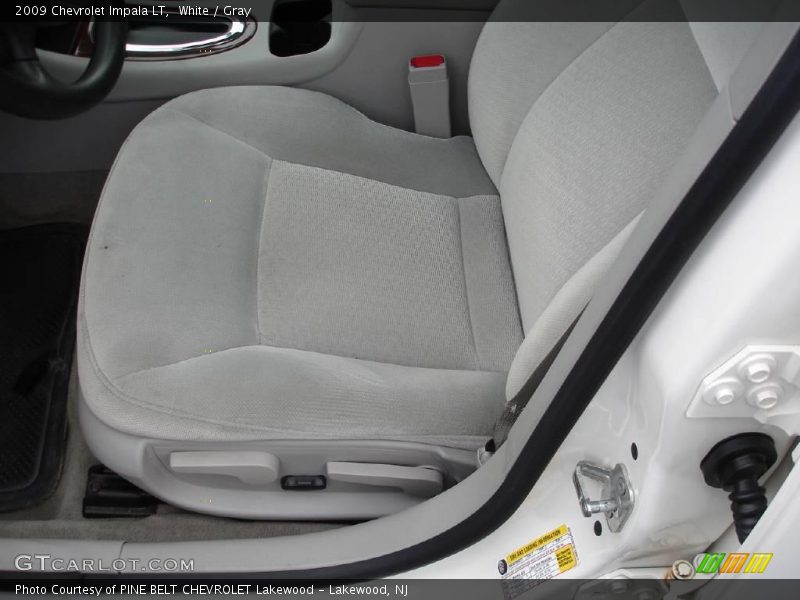 White / Gray 2009 Chevrolet Impala LT
