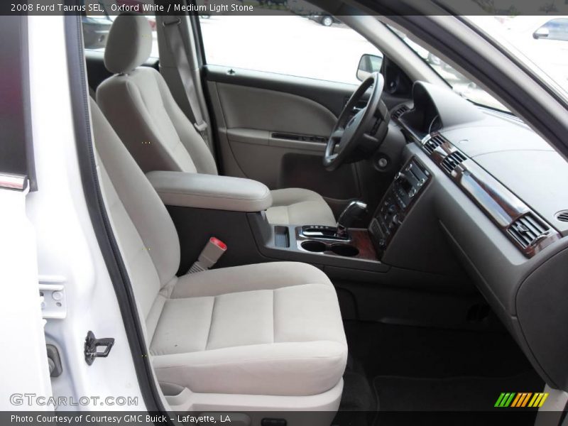 Oxford White / Medium Light Stone 2008 Ford Taurus SEL