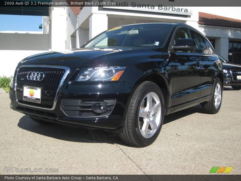 Brilliant Black / Light Gray 2009 Audi Q5 3.2 Premium quattro