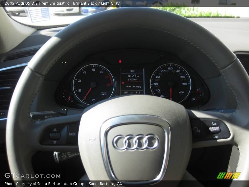 Brilliant Black / Light Gray 2009 Audi Q5 3.2 Premium quattro