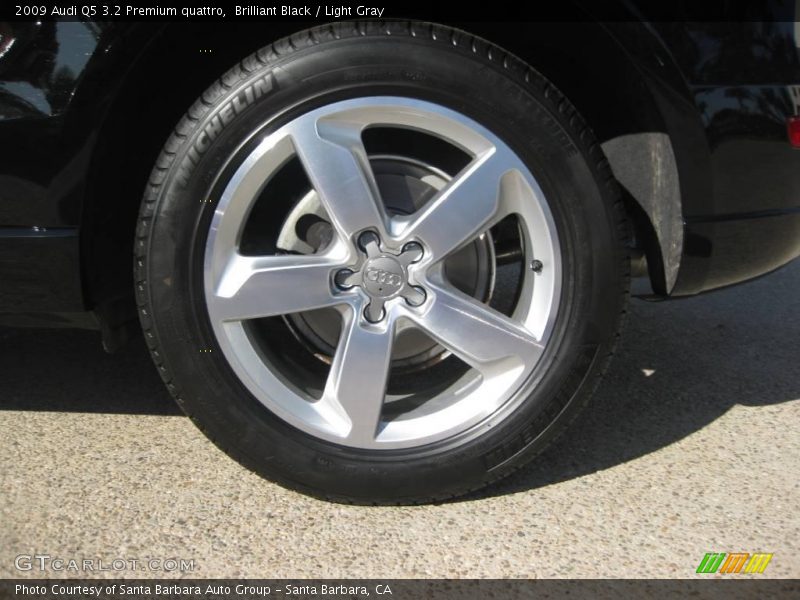 Brilliant Black / Light Gray 2009 Audi Q5 3.2 Premium quattro