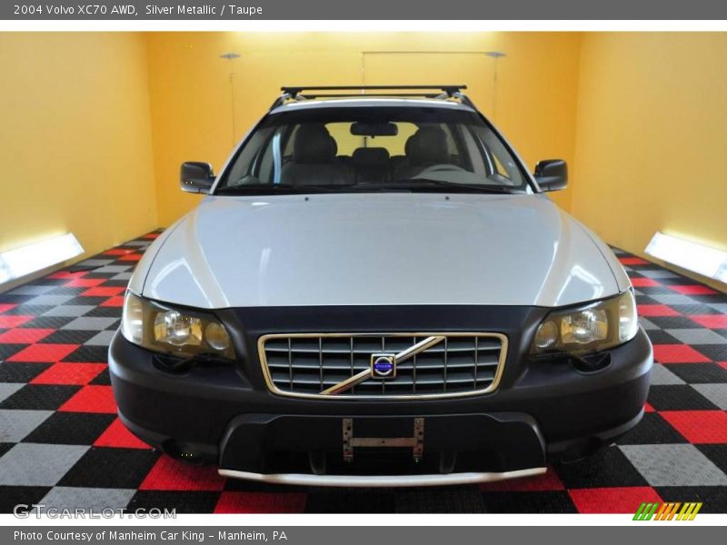 Silver Metallic / Taupe 2004 Volvo XC70 AWD