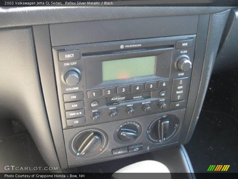Reflex Silver Metallic / Black 2003 Volkswagen Jetta GL Sedan