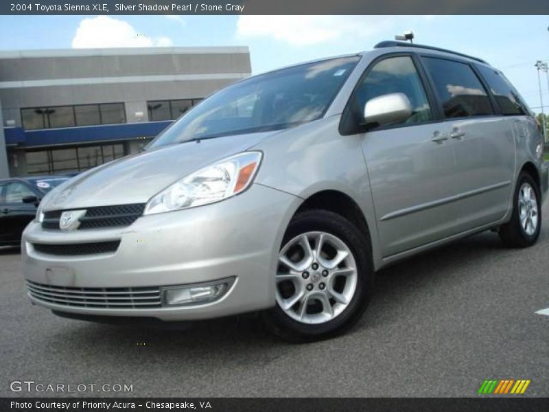 Silver Shadow Pearl / Stone Gray 2004 Toyota Sienna XLE