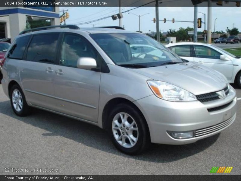 Silver Shadow Pearl / Stone Gray 2004 Toyota Sienna XLE