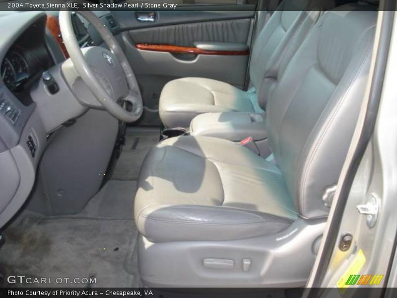 Silver Shadow Pearl / Stone Gray 2004 Toyota Sienna XLE