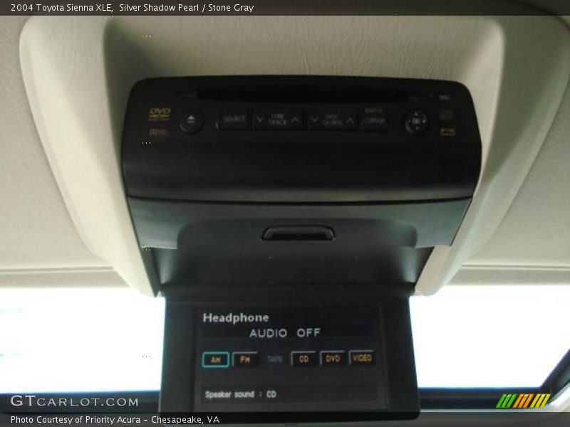 Silver Shadow Pearl / Stone Gray 2004 Toyota Sienna XLE