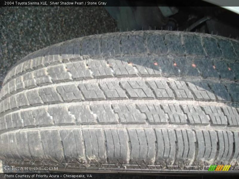 Silver Shadow Pearl / Stone Gray 2004 Toyota Sienna XLE