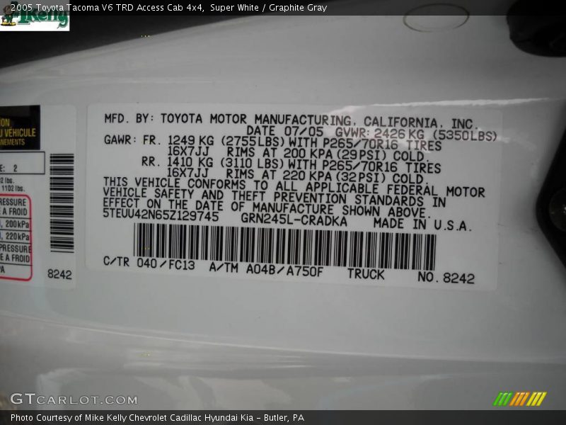 Super White / Graphite Gray 2005 Toyota Tacoma V6 TRD Access Cab 4x4