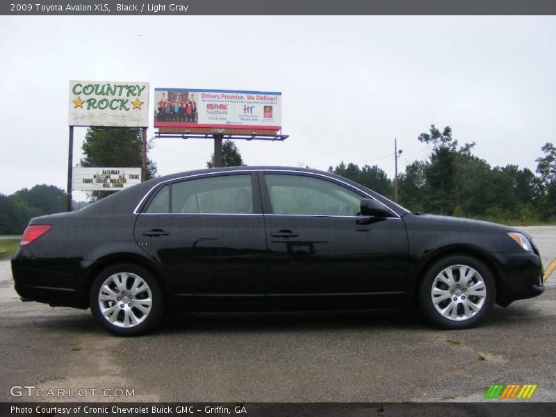 Black / Light Gray 2009 Toyota Avalon XLS