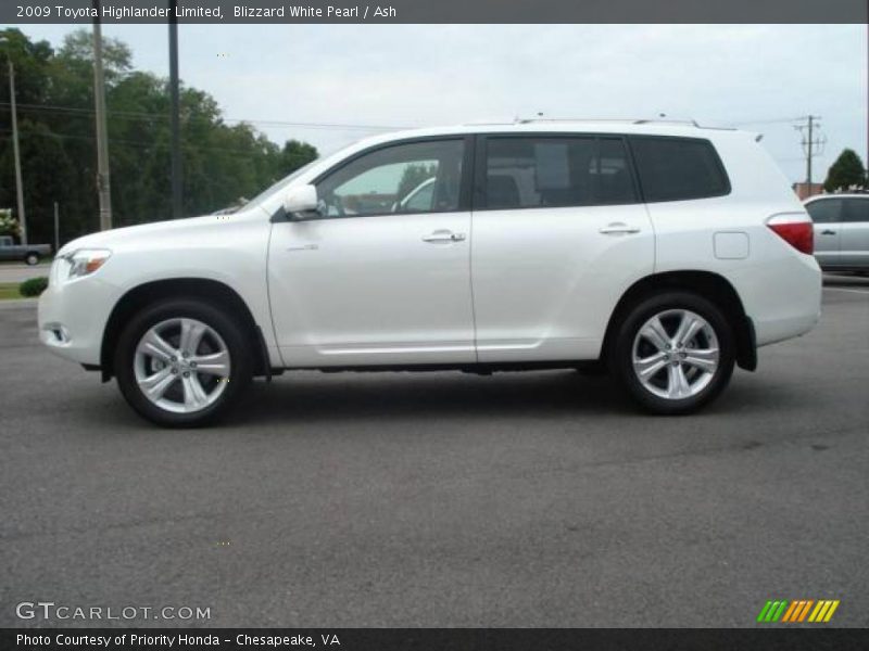 Blizzard White Pearl / Ash 2009 Toyota Highlander Limited