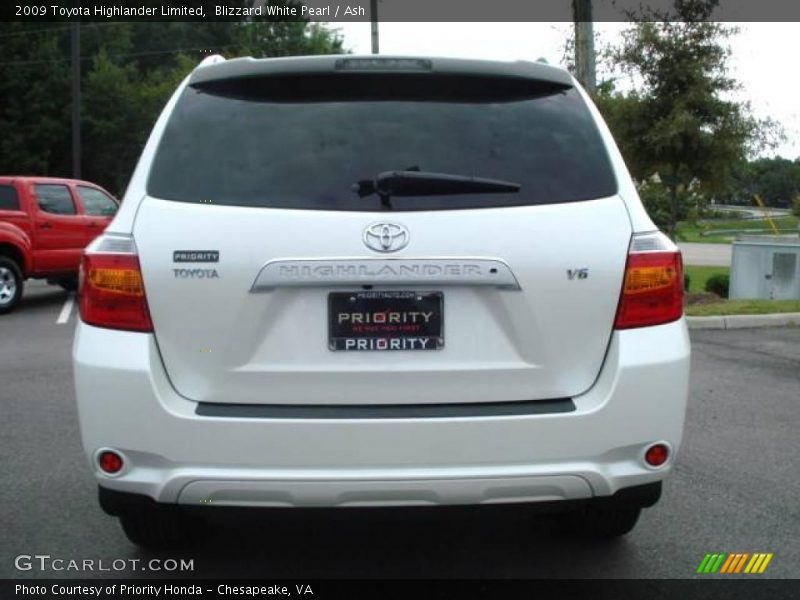 Blizzard White Pearl / Ash 2009 Toyota Highlander Limited