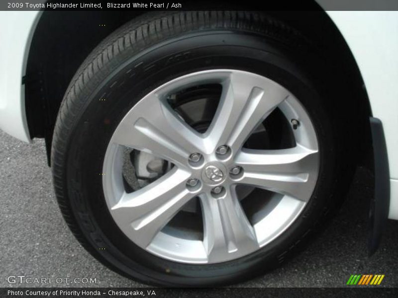 Blizzard White Pearl / Ash 2009 Toyota Highlander Limited