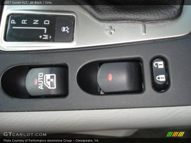 Jet Black / Grey 2007 Suzuki XL7