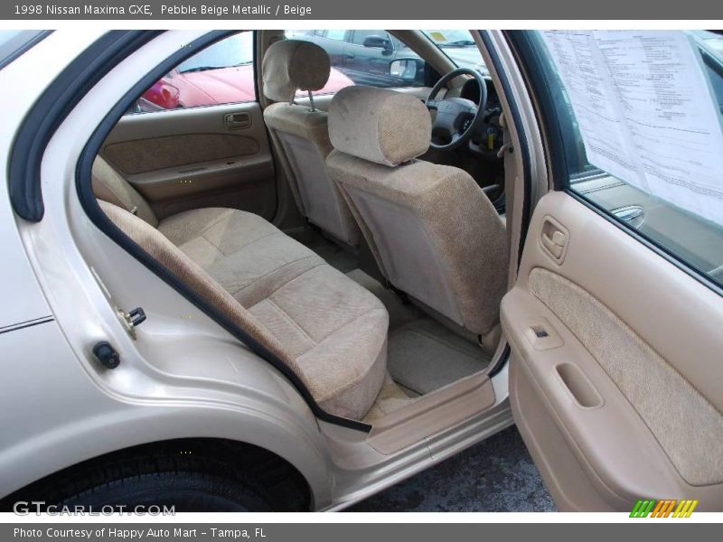 Pebble Beige Metallic / Beige 1998 Nissan Maxima GXE
