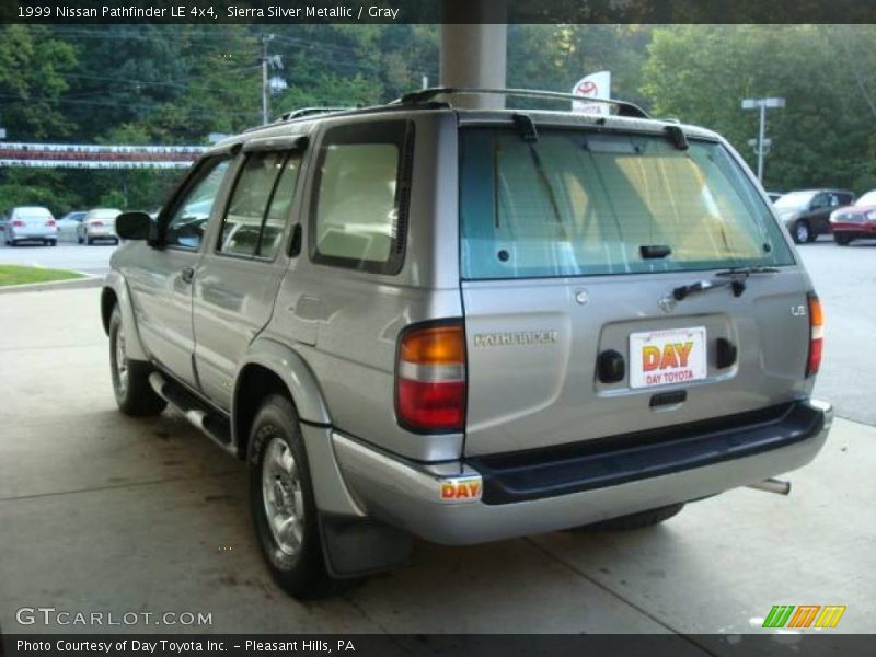 Sierra Silver Metallic / Gray 1999 Nissan Pathfinder LE 4x4