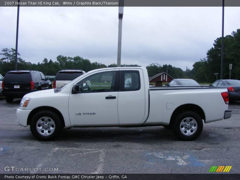 White / Graphite Black/Titanium 2007 Nissan Titan XE King Cab