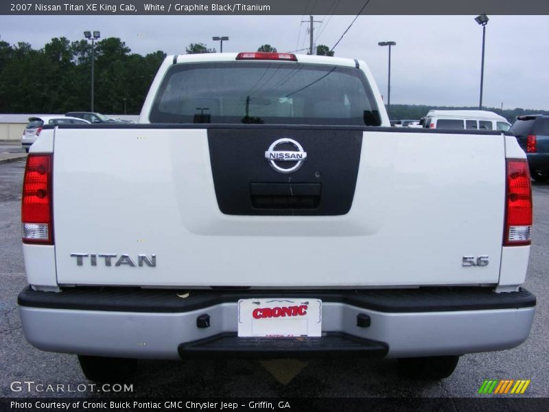 White / Graphite Black/Titanium 2007 Nissan Titan XE King Cab