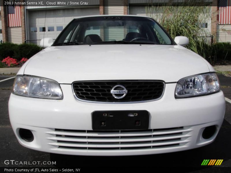 Cloud White / Stone Gray 2003 Nissan Sentra XE