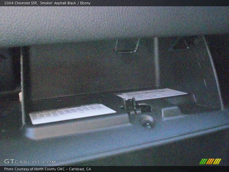 Smokin' Asphalt Black / Ebony 2004 Chevrolet SSR