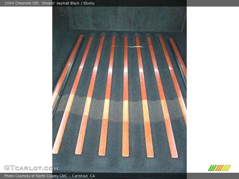 Smokin' Asphalt Black / Ebony 2004 Chevrolet SSR