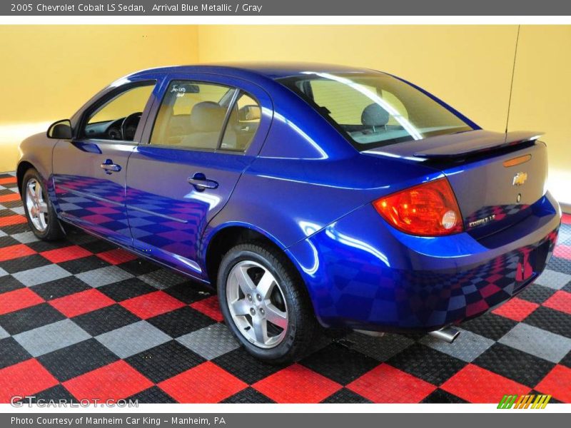 Arrival Blue Metallic / Gray 2005 Chevrolet Cobalt LS Sedan
