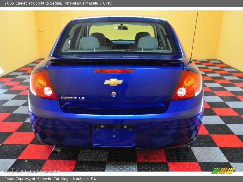 Arrival Blue Metallic / Gray 2005 Chevrolet Cobalt LS Sedan