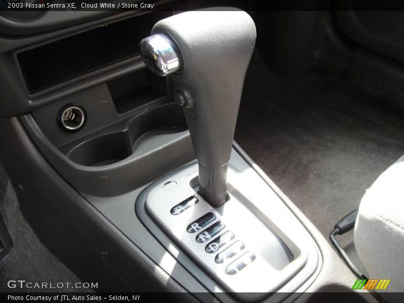 Cloud White / Stone Gray 2003 Nissan Sentra XE